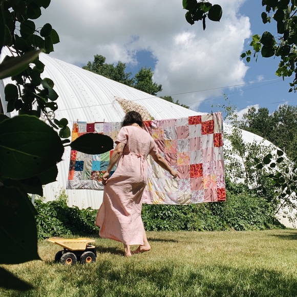 Meet your Posher, Jessica - Picture 1 of 1